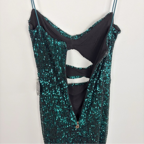 Nookie Sublime Gown in Emerald Size S - Picture 5 of 11